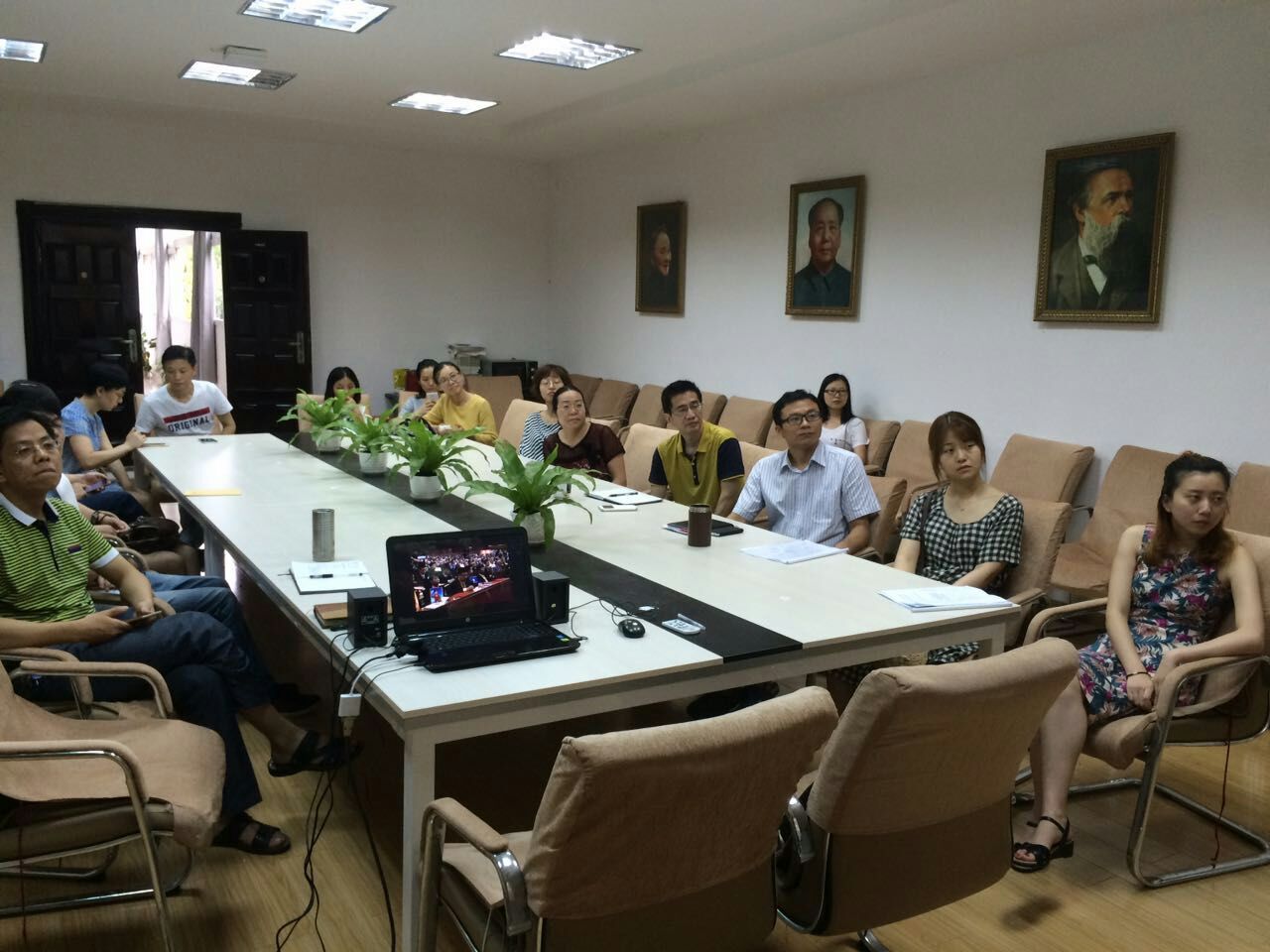 【两学一做】beat365体育官网登录入口组织观看建党95周年庆祝大会