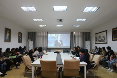 beat365体育官网登录入口组织集中观看专题电视课堂节目《同上一堂国家安全教育课》 beat365体育官网登录入口组织集中观看专题电视课堂节目《同上一堂国家安全教育课》